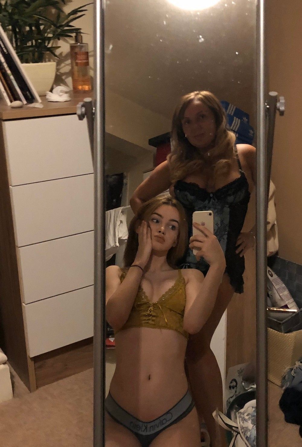Suzie and hannah onlyfans leak